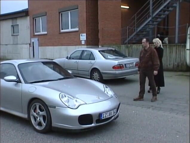 MMV films - The Original: Sexy blonde secretaresse poesje neuken op kantoor