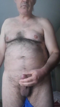 Am poftă de sex, mă masturbez de 3 ori pe zi