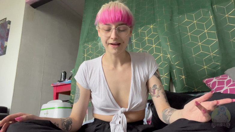 Alice Bean: Free My Body Odour Fetish