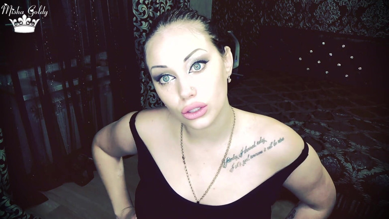 Goddess Misha Goldy: En karanlık sırrın - gizli bir yarak sevgilisini e-postayla gönder