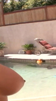 By the pool the two friends play with their feet and the willing cock of the friend makes them enjoy