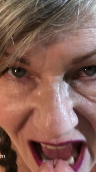 Cum Addicted Slutty Stepmom Seduces Stepson! POV Blowjob + Facial!