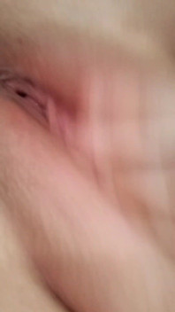 Squirting Lil Pussy