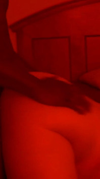 The playhards fuck under the red light