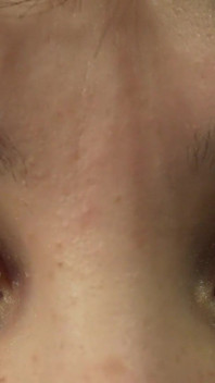 Ven a mirarme a los ojos porque tengo un fetiche de ojos y te mostraré mis ojos de cerca