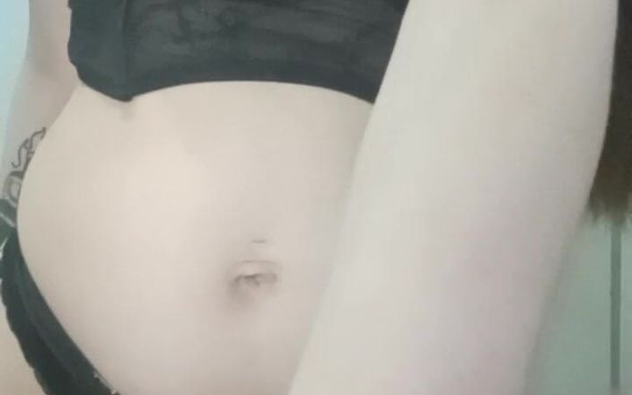 Irene: Ein sexy schwangerer tanz