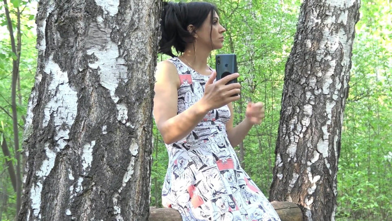 KristinaSlut: Miga moją cipkę w lesie