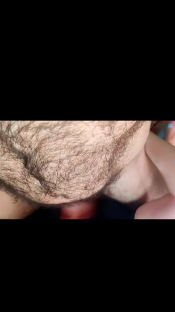 Next door hairy: 久しぶりの「パパ」。私は本当にもっと拡大することを考えるべきです:)なんという喉!