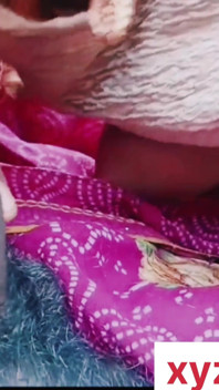 Desi Bhabhi Ne Pura Mal Boca Sugando