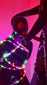 Bondage Lights - Lateks Alex