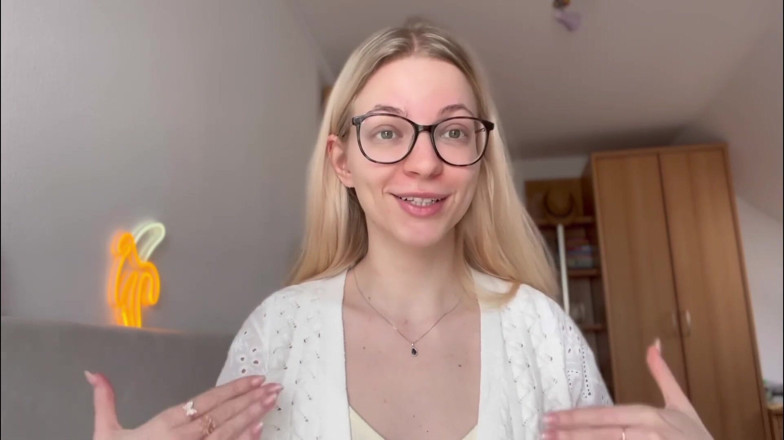 Goddess_Bella_Rae: The Giantess Fetish