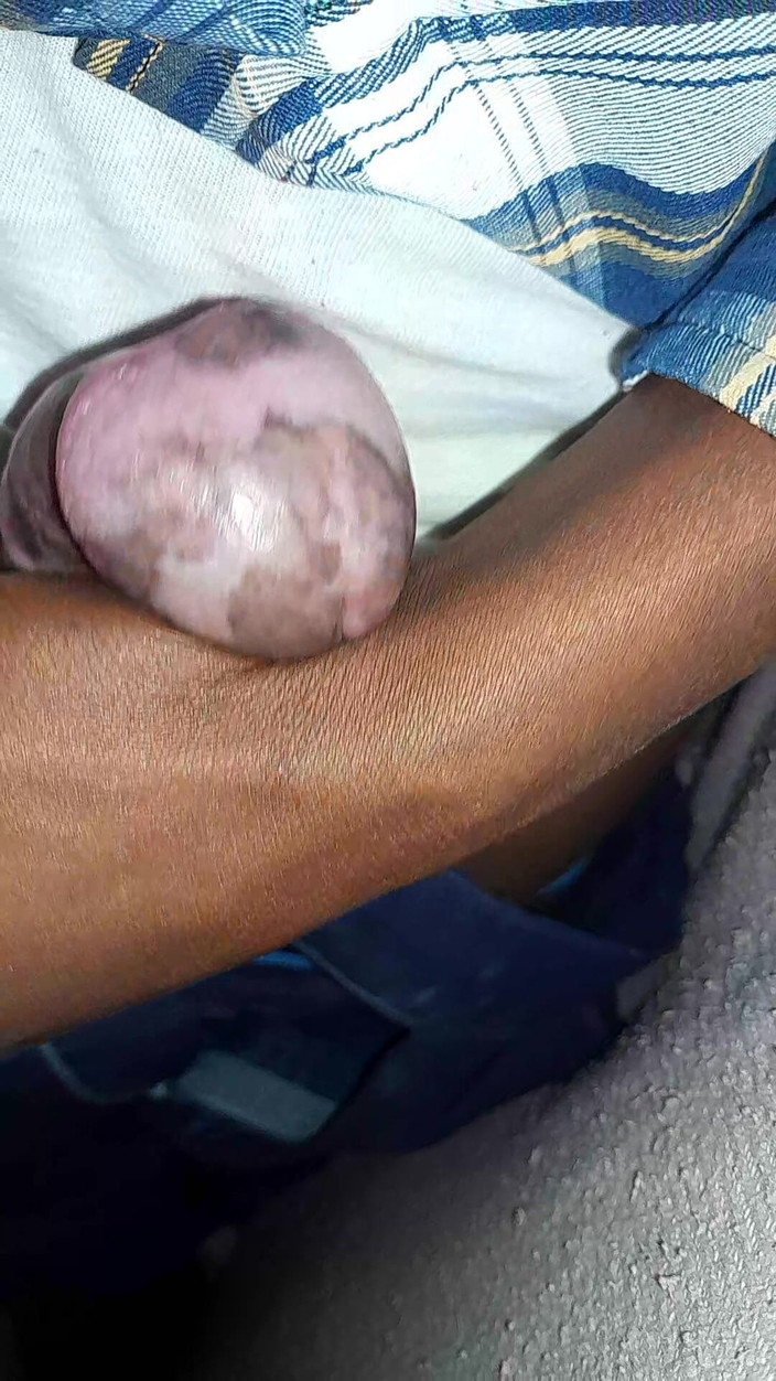 AKG: Desi-man masturbatie