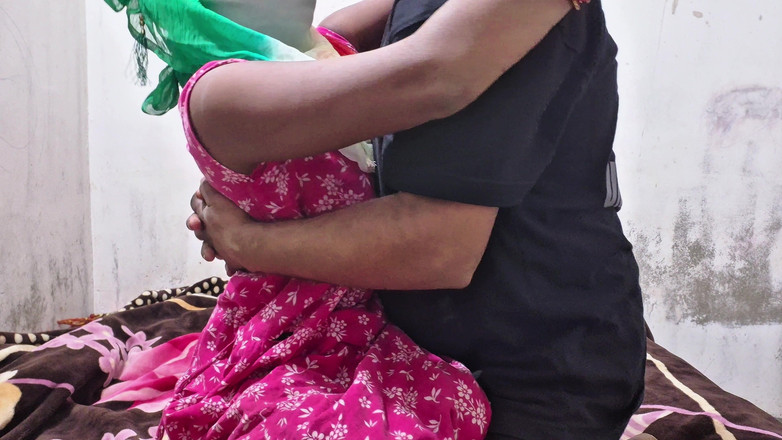 ExcitedWomen: Mujeres calientes indias la tía india en sexo casero