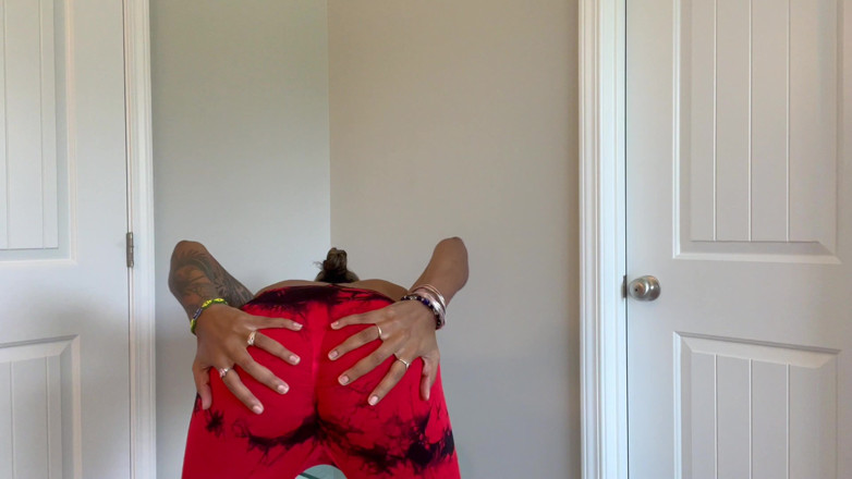 Mya Mula Goddess: Bratty Gassy