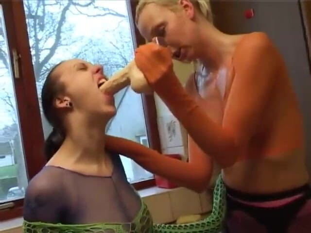 Homegrown Lesbian: Freaky English lesbos have strap on anal sex
