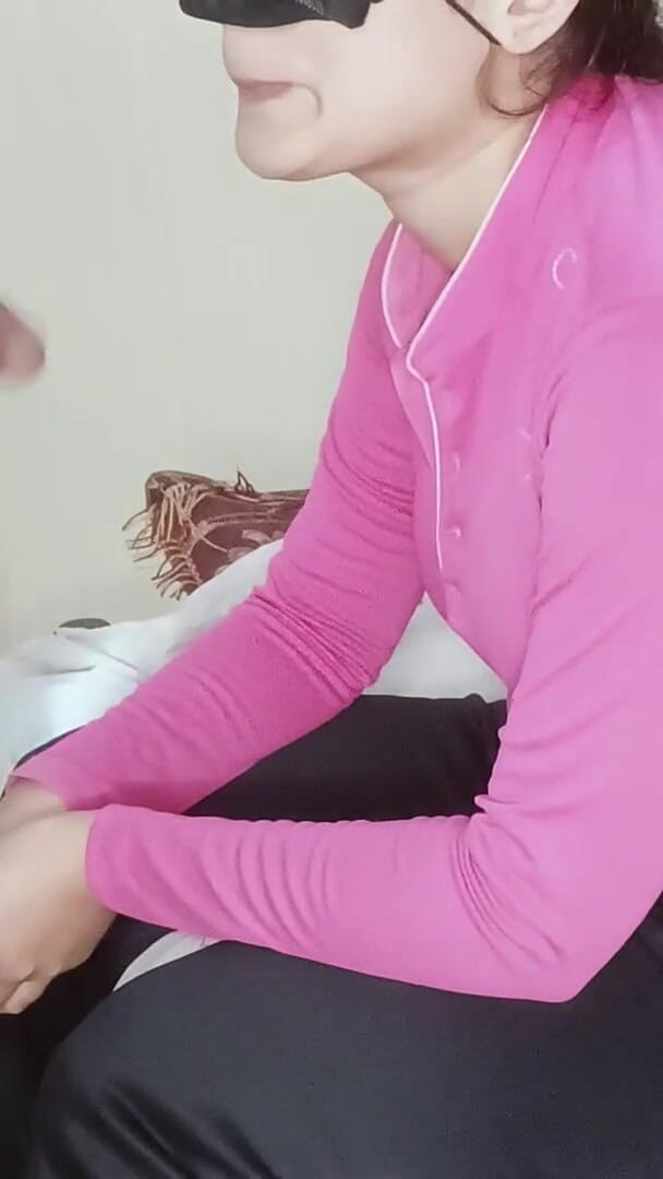 Phatani larki520: Vecina caliente esposa infiel