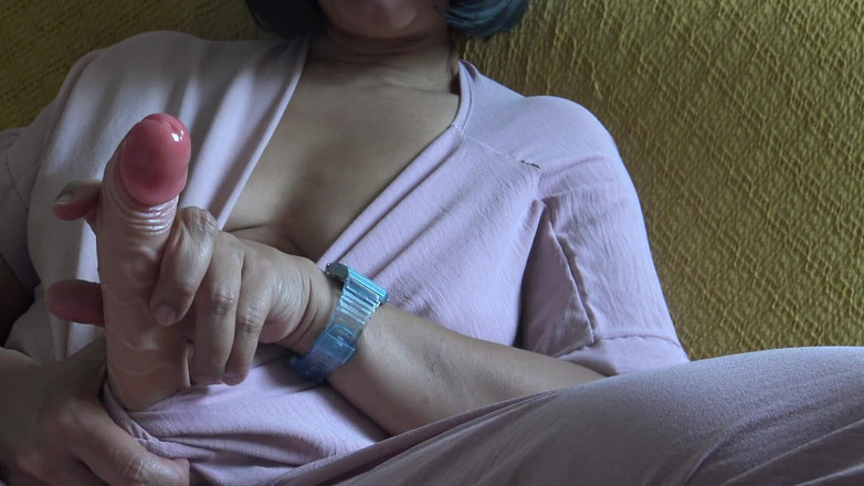 Stepmom Susan: Pantat bahenol ibu tiri perancis dientot habis-habisan