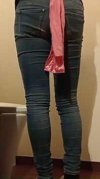 Mature Women's Pee Videos: 2-hour Summary
