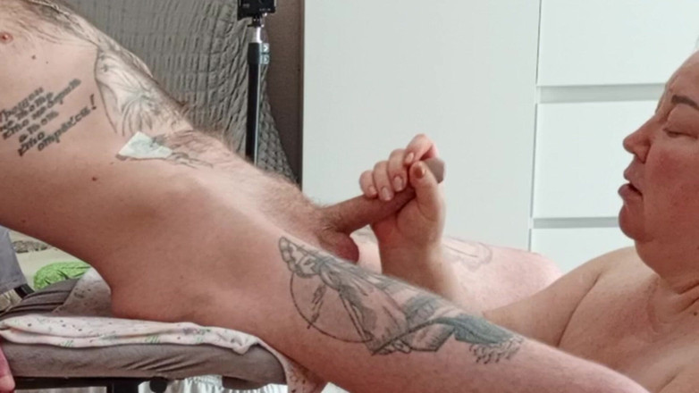 Zona901: Cumming From Stepmom Blowjob
