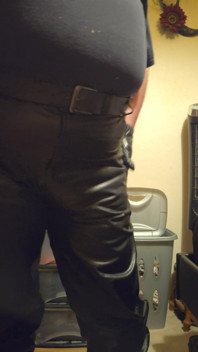 Knarren in meinen neuen Lederhosen