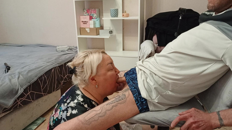 Zona901: Sousedka kouří, aby se nabažit mrdky