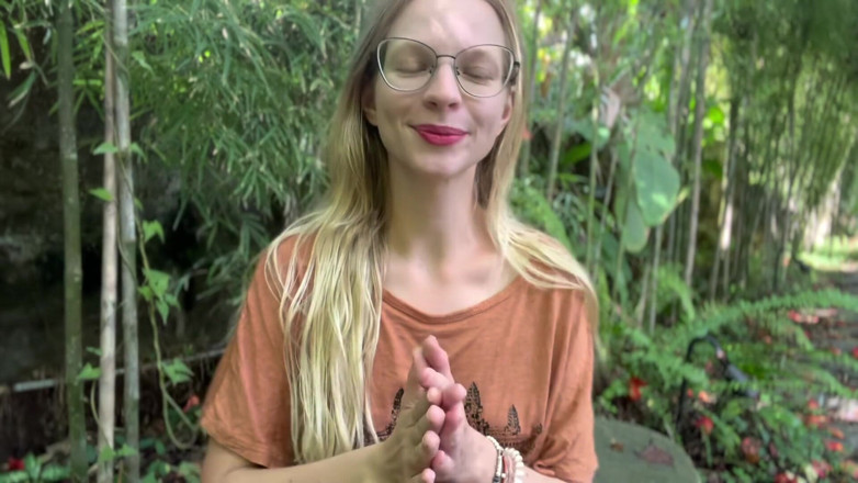 Goddess_Bella_Rae: Wie man sein kommen schluckt