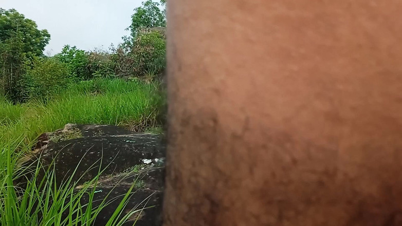 raoa6015: Aku berkeliaran telanjang dan masturbasi