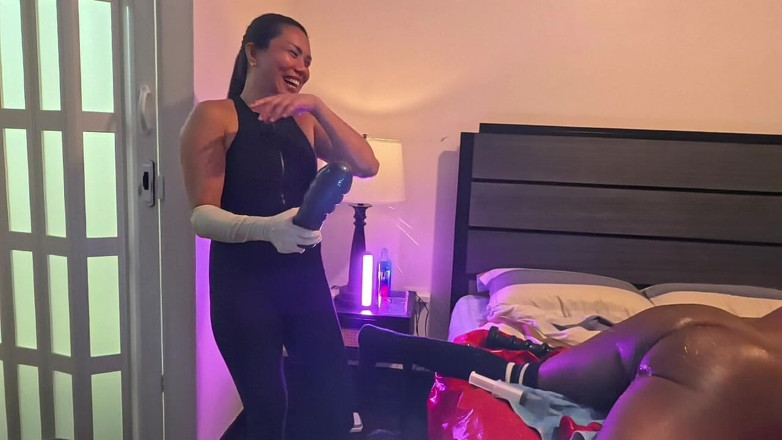 DominaFireOfficial: Asyalı kadın egemenliği anal yumruk sokma ve