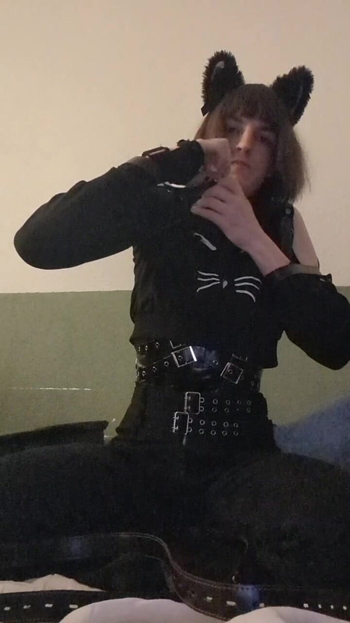 AJ_the_catgirl: Auto-îndrumare