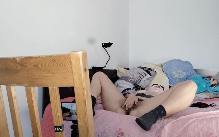 Amateur_MS: 오르가즘을 느끼는 아마추어 와이프 손가락 보지 라티나 털이 무성한 보지, 거유.