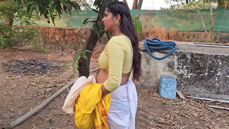 Kamasutra61: Hot Indian Desi Para Holi Special Romance