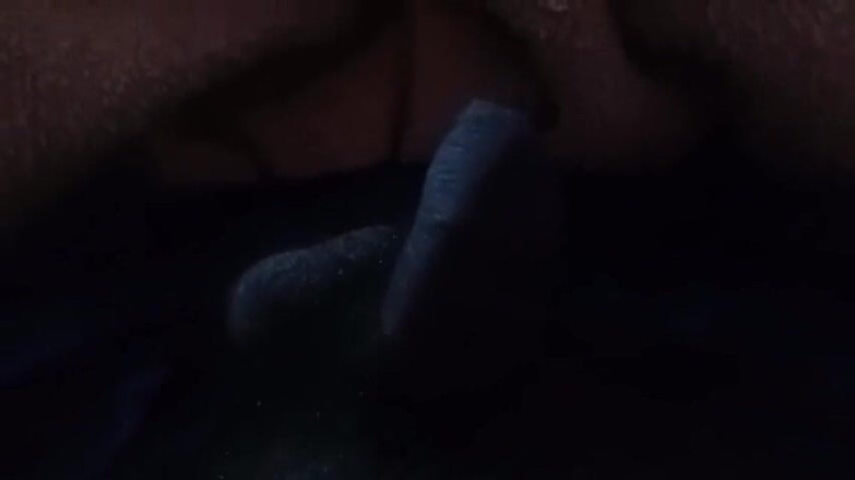 Pornstar4625: Der indische junge masturbiert mit seinem schwanz, indischer typ masturbiert...