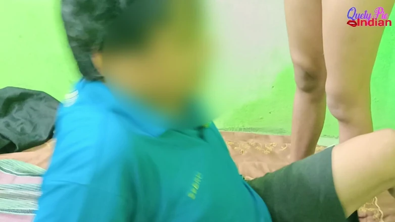 Sir: 18 Year Student Real Desi Virgin Teen India Girl First...