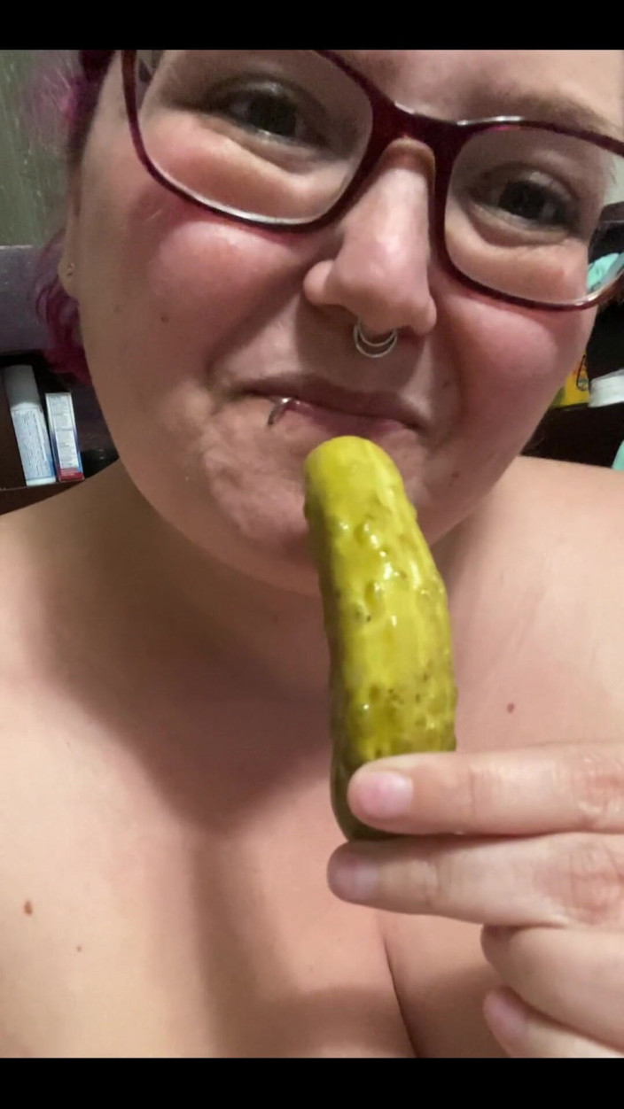Sara Star: Pozwól mi łaskoczeć twoją pikle