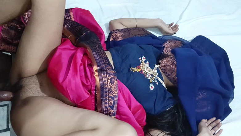 Vamika: La splendida ragazza del kerala Vamika ha la incredibile