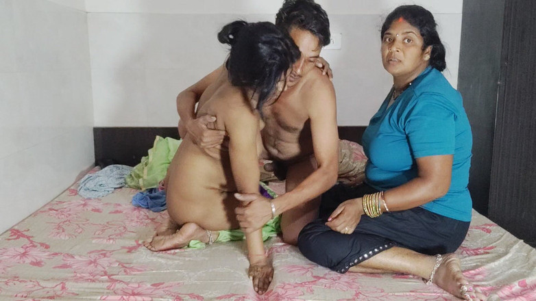 Desi Bhabhi Neha: Seks threesome sama neha kakak ipar india dan tetangganya