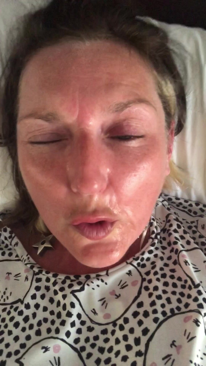 MistressWriggler: La mia calda faccia di orgasmo con gli occhi incrociati...