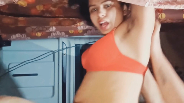 Hot Sis: Latika harde seks grote zwarte pikervaring