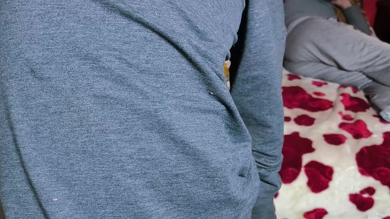 yousra egyptian bbw: 寝取られ妻とセックスされて、彼は妻が目の前でセックスされているのを愛しているのを見ている