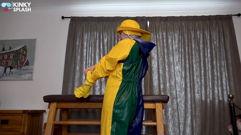 UKCuteGirl: Monta a tu amante: ponyboy de pvc - instrucciones de paja &amp;...