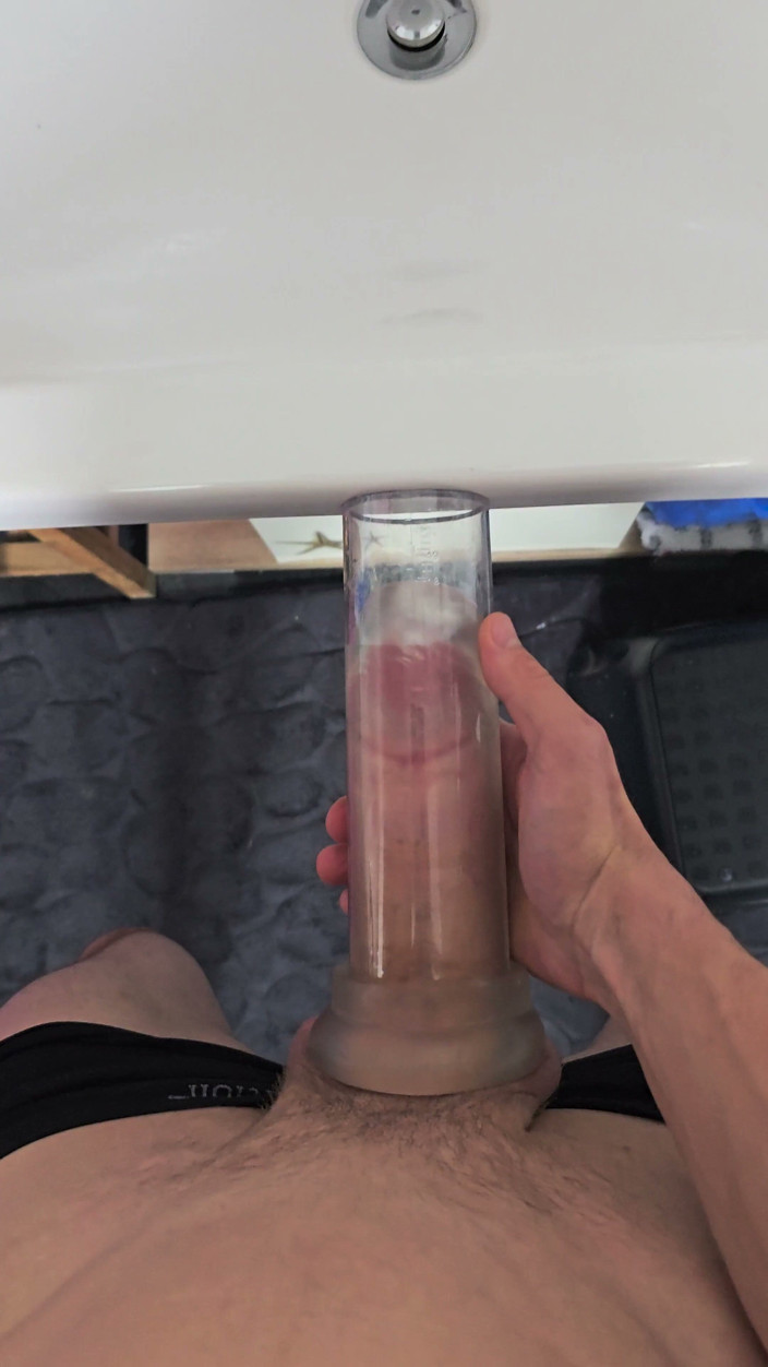Bigdildo-Boy69: 내 하드코어 자지를 맑은 살빛 스트로커로 쓰다듬는 풀 뷰!