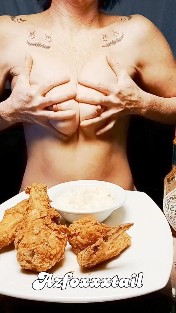 AzFoxxxTailPhelicia: Foodplay-chicken-ad2