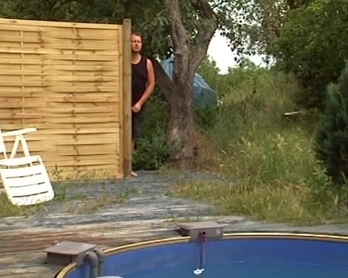 BB Video - Vintage Story: Alman amatör genç kız açık havada büyük doğal memelere yumruk...