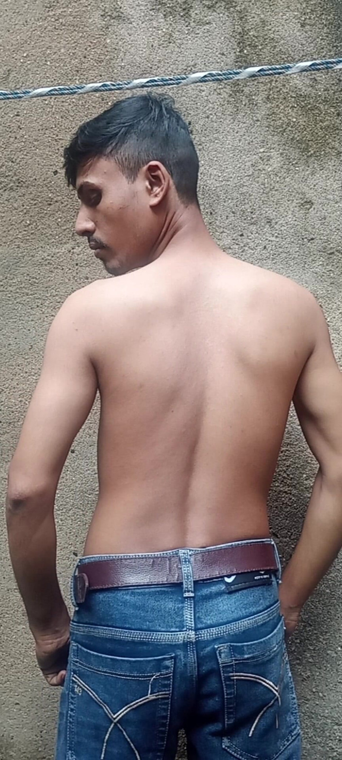 PrizeShovel7: Indien gay pojke