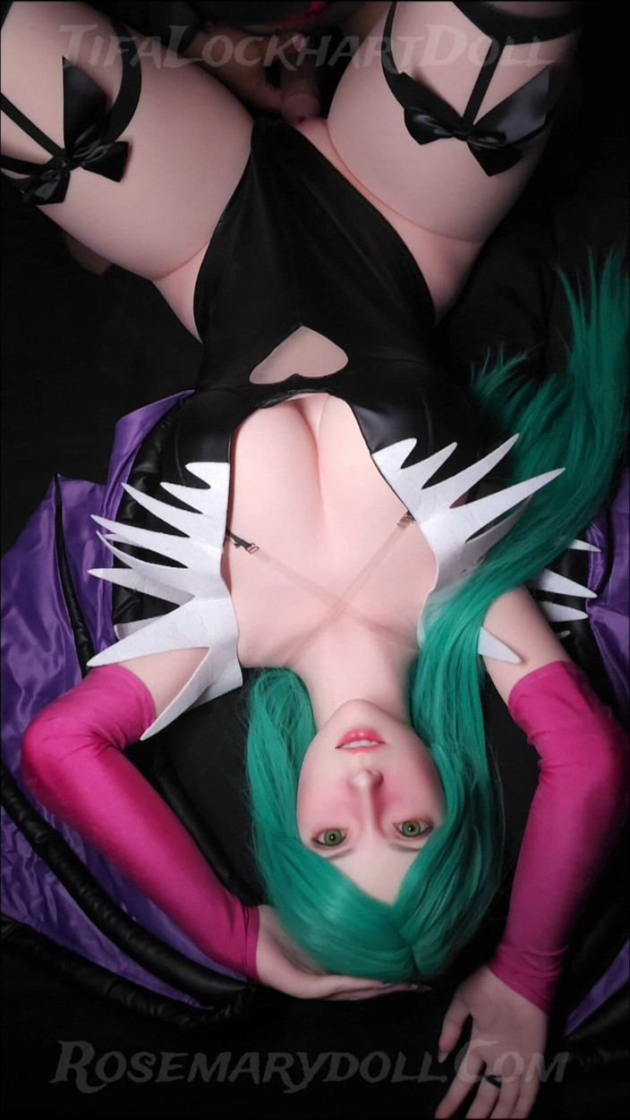 Tifa Lockhart doll: Aerith X Morrigan Darkstaklers Cosplay