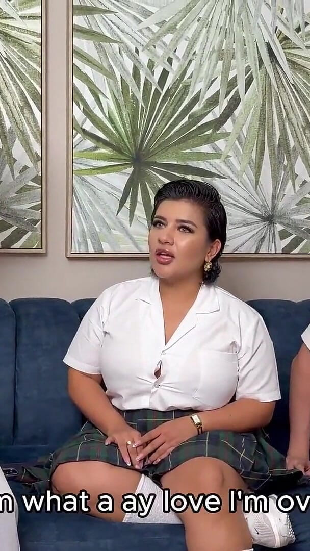 Naty Delgado: Eu perco minha virgindade com meu namorado e minha madrasta...