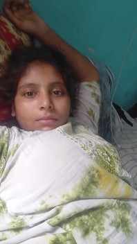 Muh Me Gira Diye ya Mai Chat Gayi