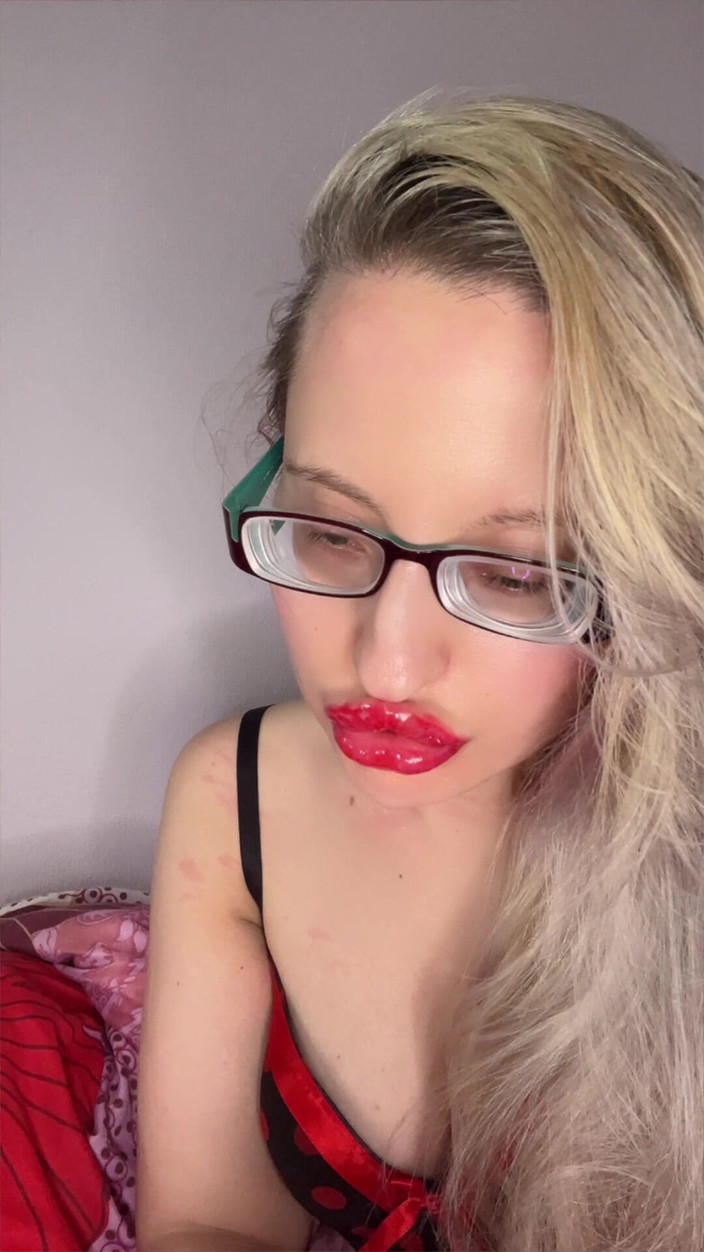 FinDom Goaldigger: Bimbo Girl or Boy Transformation