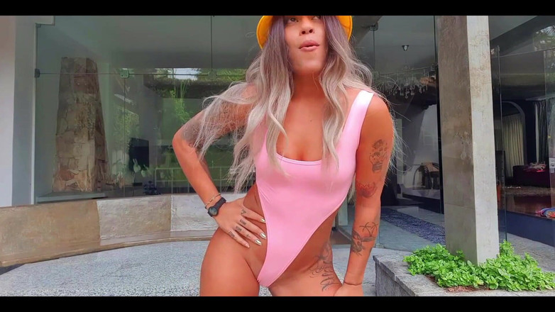 Srta XXX: 伸展课