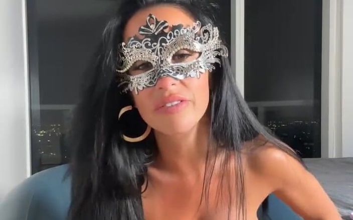 Miss Lexa: Fluxul a început la 02/14/2023 01:24 Am Să ne distrăm 1 oră de spectacol...